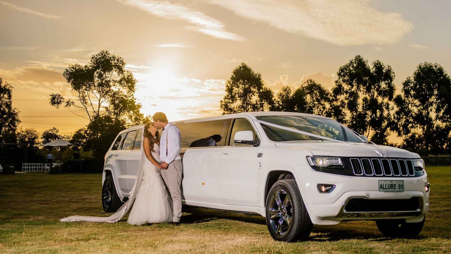 Things-to-Consider-While-Choosing-a-Wedding-Limo-Service-on-selfgrowth