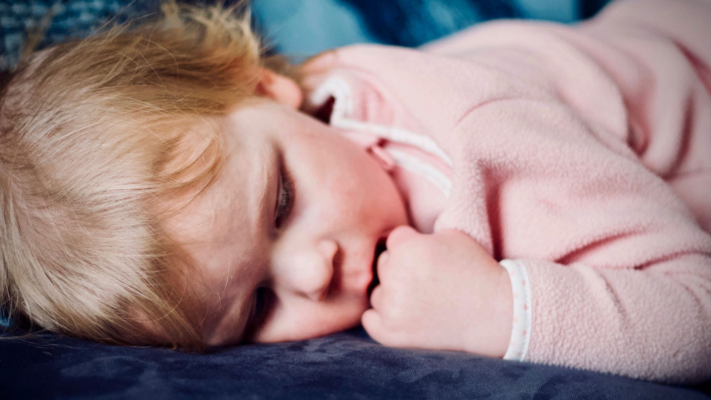 Some-of-the-Dos-&-Don'ts-of-Helping-the-Kids-to-Sleep-on-selfgrowth