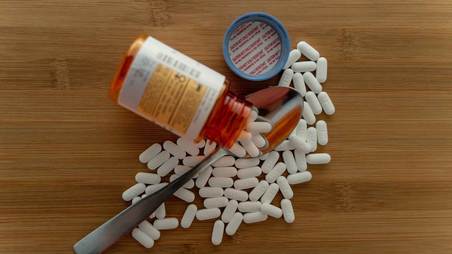 Decide-Which-Multivitamin-to-Take-For-Women-on-SelfGrowth